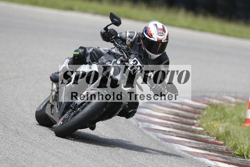 /25 10.06.2025 MaxRacing ADR/Gruppe gruen/33